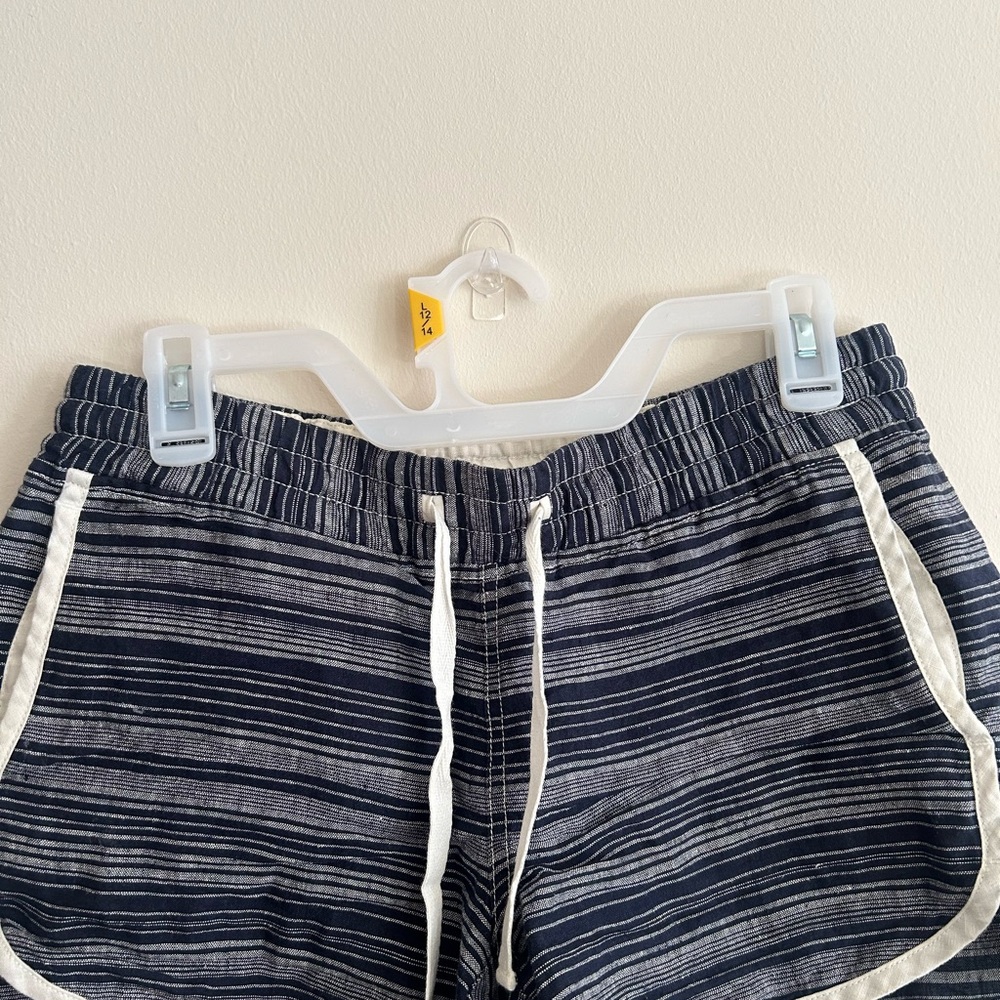 Women’s Athleta shorts
